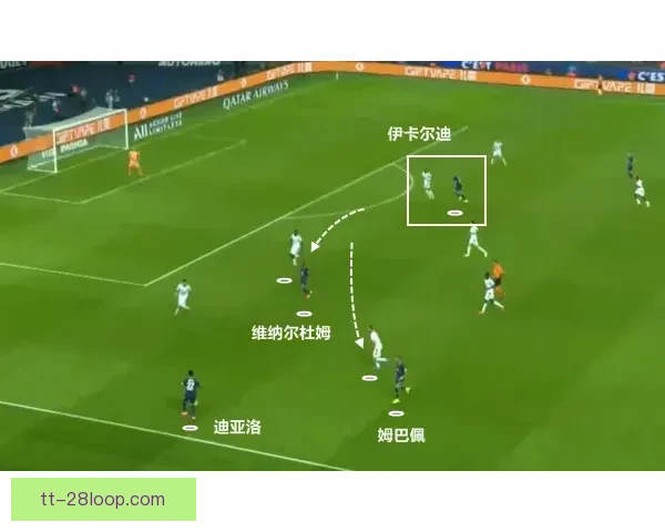 孟吉在卢顿防线多次上演关键封堵助球队稳守胜局